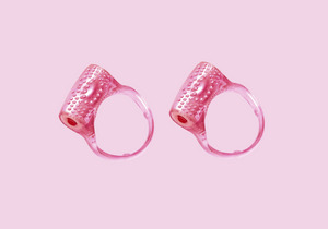 Anneau Vibrant LOVE AND VIBES Avec Stimulateur Clitoridien - ABS Et Silicone - Imperméable - Neuf